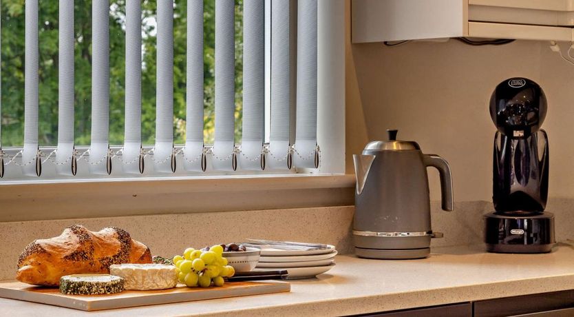 Photo of 5 Bed in Llanynis