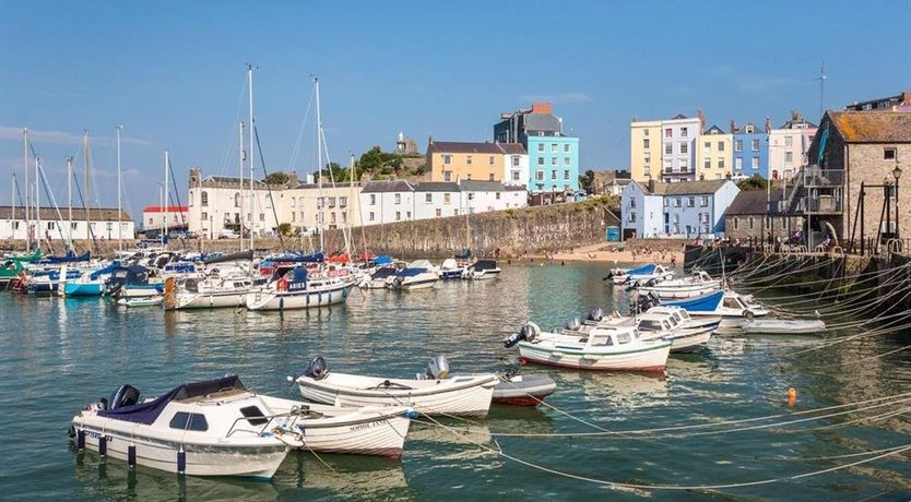 Photo of 2 Bed in Tenby