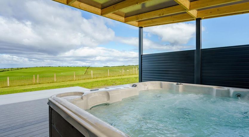 Photo of 1 Bed in Turnberry