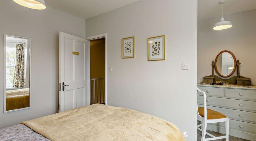 Photo of 4 Bed in Swanage