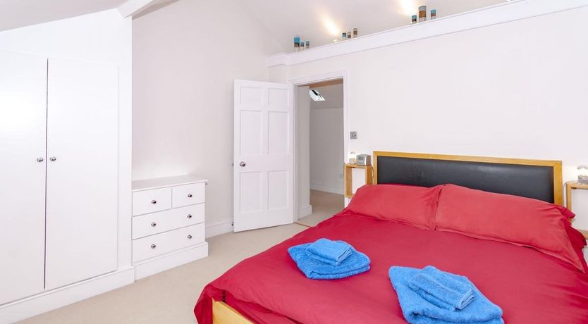 Photo of 3 Bed in Aberdovey