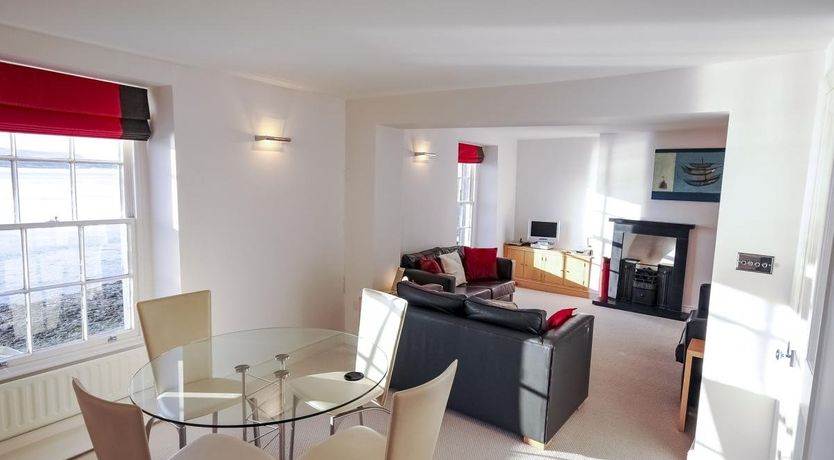 Photo of 3 Bed in Aberdovey