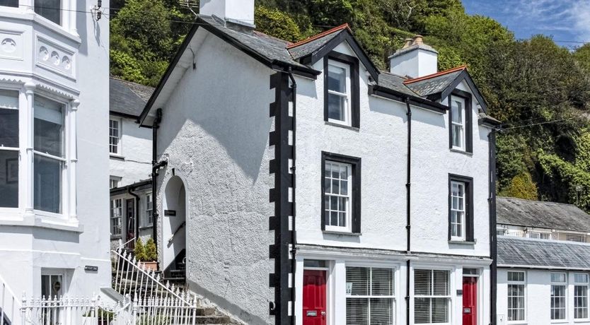 Photo of in Aberdovey (DY010)