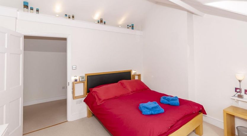 Photo of 3 Bed in Aberdovey