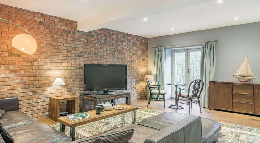 Photo of 2 Bed in Gilwern