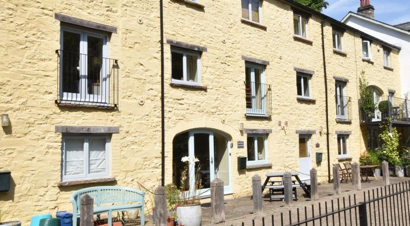 Photo of 2 Bed in Gilwern