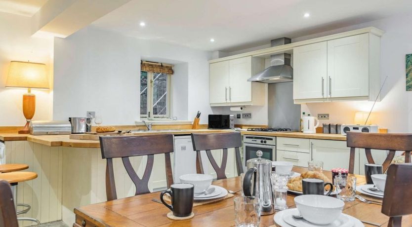 Photo of 2 Bed in Gilwern