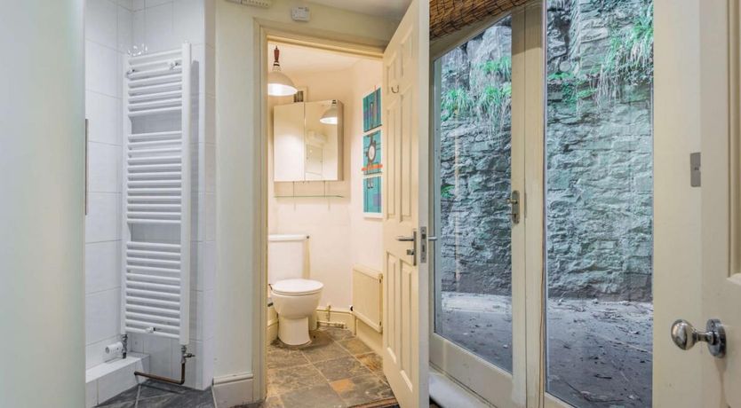 Photo of 2 Bed in Gilwern