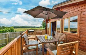 Photo of log-cabin-in-kent-2