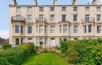 in Filey (85246) Apartment