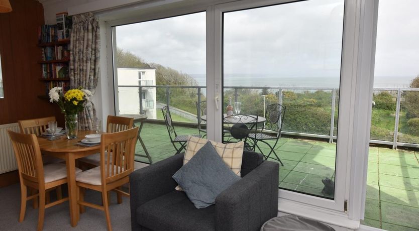 Photo of 1 Bed in Tenby