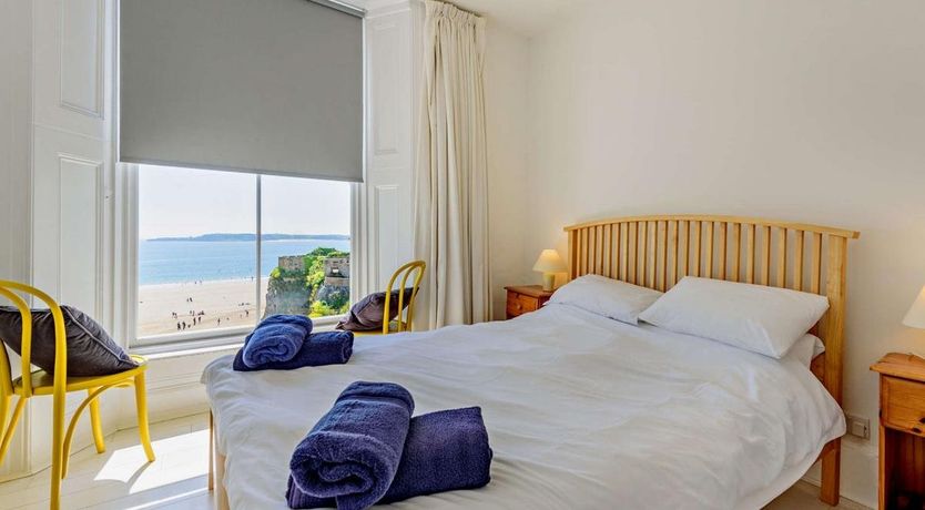 Photo of 2 Bed in Tenby