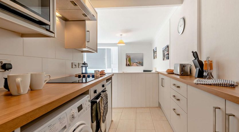 Photo of 2 Bed in Tenby