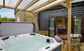 Photo of in Ashford (86647)