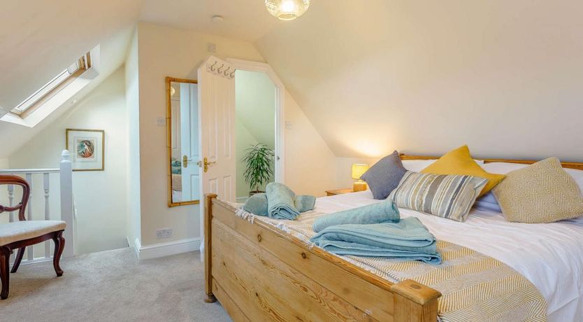 Photo of 4 Bed in Kingsnorth