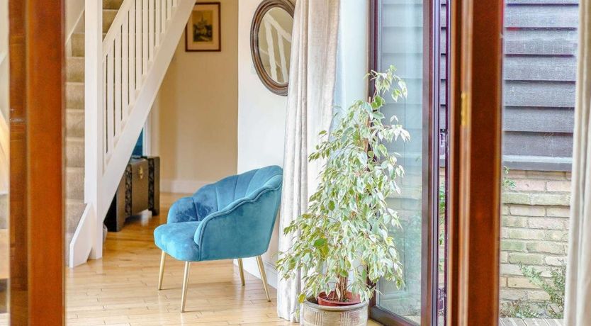 Photo of 4 Bed in Kingsnorth