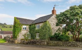 Photo of Cottage in Derbyshire