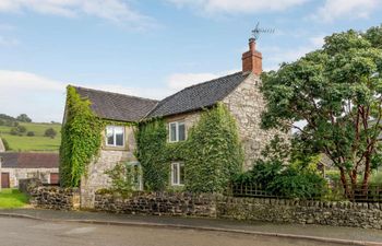 in Brassington (85450) Holiday Cottage