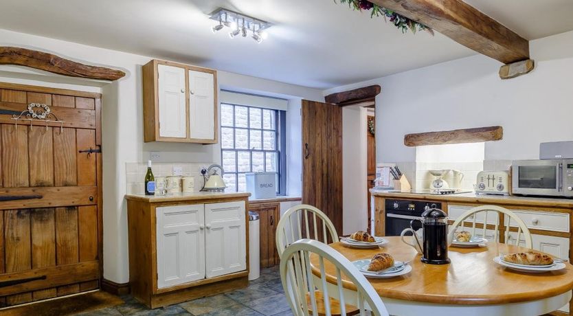 Photo of 2 Bed in Longnor