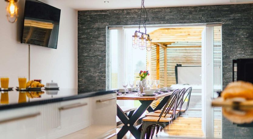 Photo of 4 Bed in Penygroes