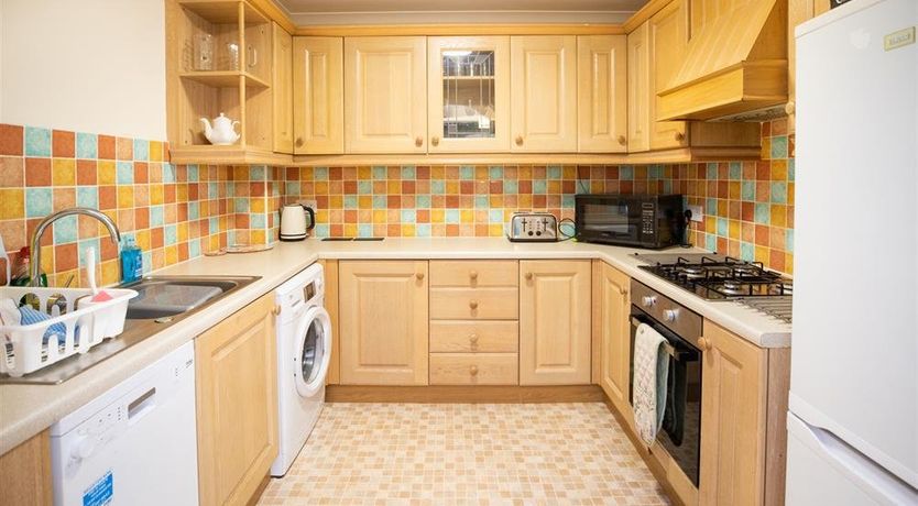 Photo of 3 Bed in Tenby