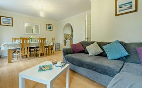 Photo of 3 Bed in Tenby