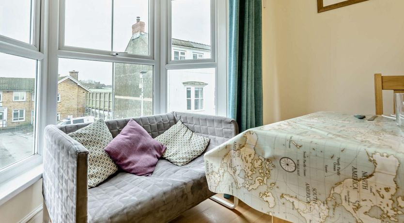 Photo of 3 Bed in Tenby