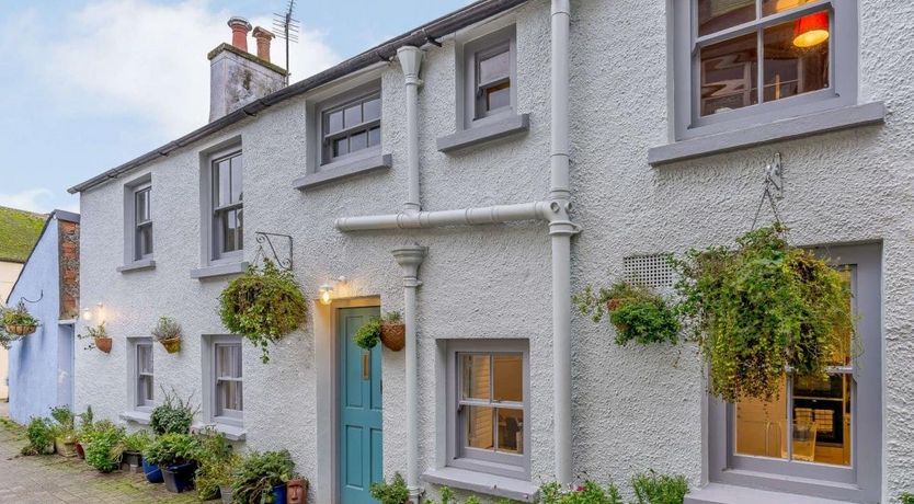 Photo of in Tenby (FB042)