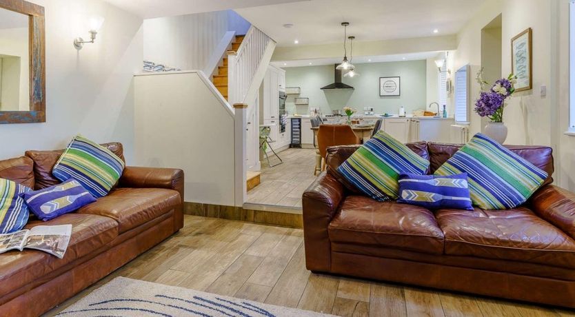 Photo of 4 Bed in Tenby