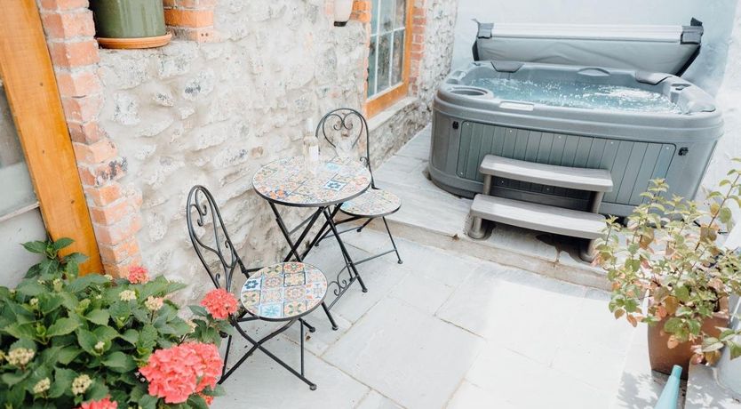 Photo of 4 Bed in Tenby