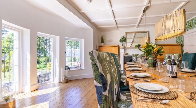 Photo of 7 Bed in Poughill