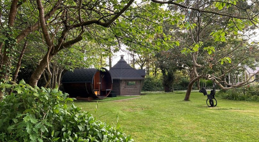 Photo of 7 Bed in Poughill