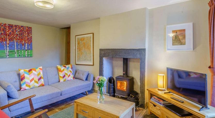 Photo of 2 Bed in High Lorton