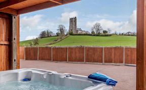 Photo of 2 Bed in West Buckland