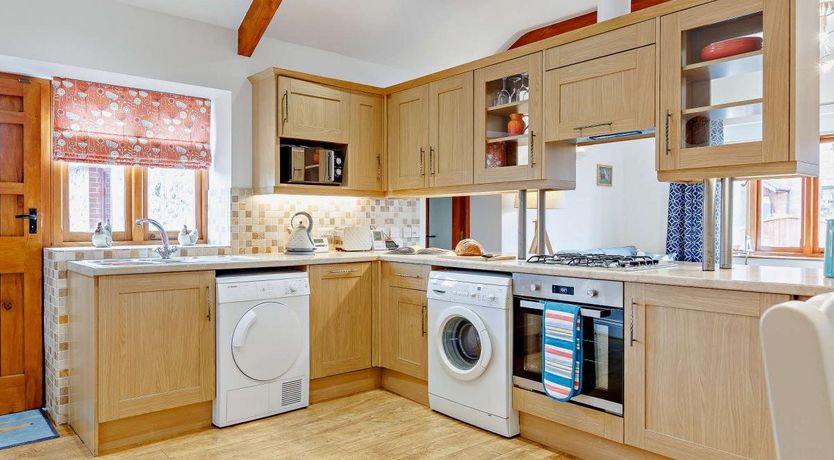 Photo of 2 Bed in West Buckland