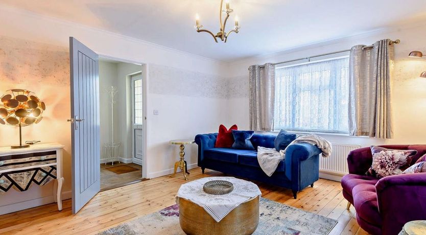 Photo of 2 Bed in Bourton-on-the-Water