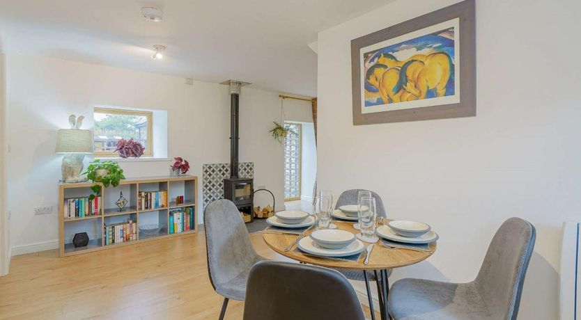 Photo of 2 Bed in Llanilar