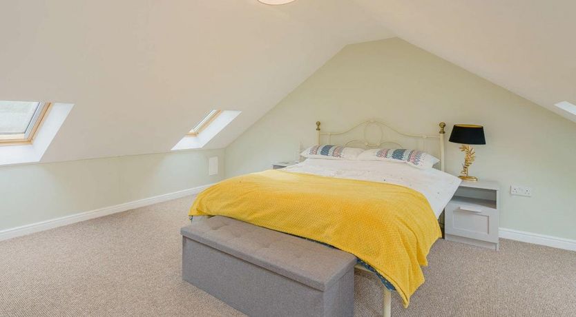 Photo of 2 Bed in Llanilar