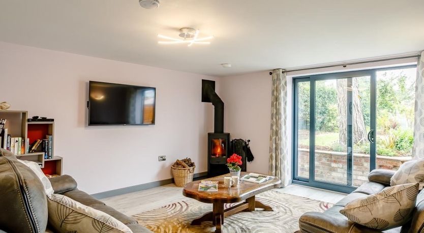 Photo of 3 Bed in Ellerton