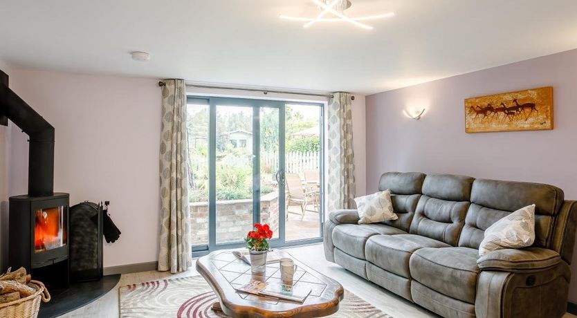 Photo of 3 Bed in Ellerton