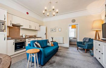 1 Bed in Tenby Apartment