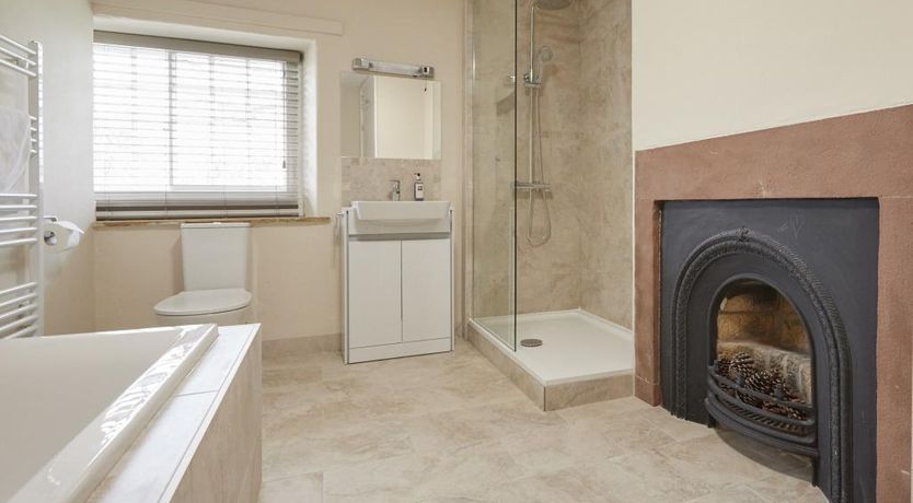 Photo of 3 Bed in Underskiddaw