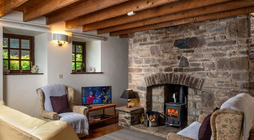 Photo of 2 Bed in Talybont-on-Usk