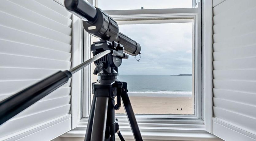 Photo of 1 Bed in Tenby