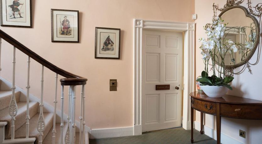 Photo of 12 Bed in Balnabruaich