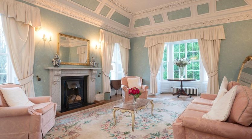 Photo of 12 Bed in Tain