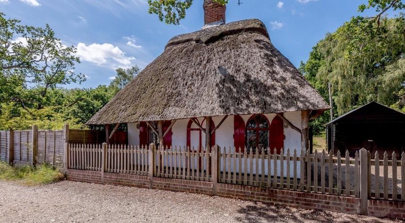 Photo of 1 Bed in Beaulieu