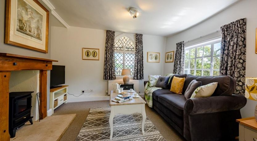 Photo of 1 Bed in Beaulieu