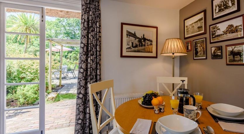 Photo of 1 Bed in Beaulieu