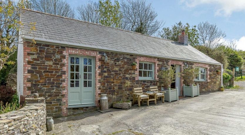 Photo of in Little Petherick (82681)